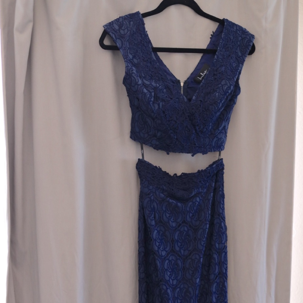 Two piece mermaid style formal lace dress